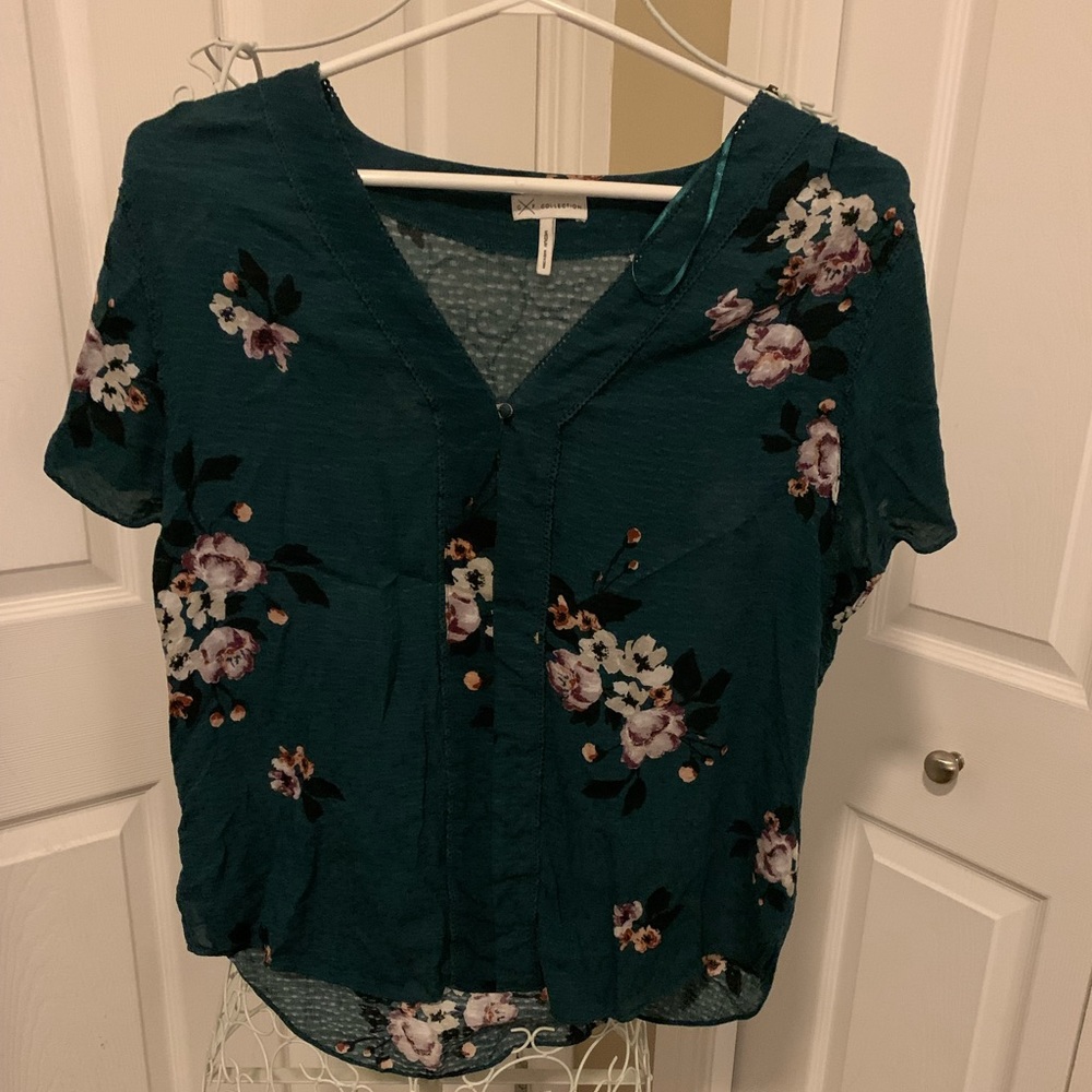 Gentle Fawn Green Floral Blouse. Size M
